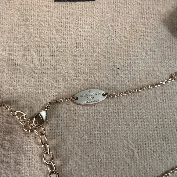 lv &me necklace hashtag - Picture 11 of 17